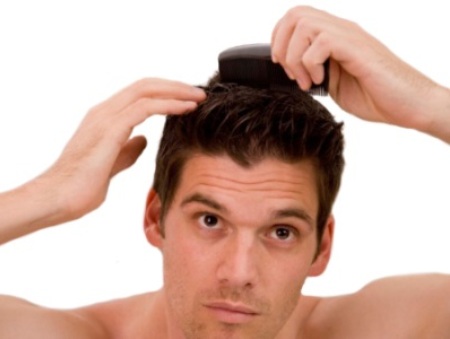 髪の毛をすき過ぎた時の対処方法を知ろう 原因や特徴 失敗しない方法を紹介 Hagemag ハゲマグ